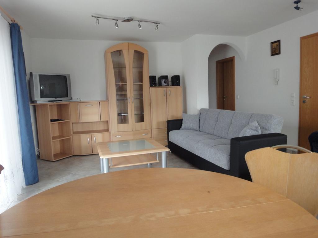 Haus Eichholzle Apartment Bichishausen ภายนอก รูปภาพ